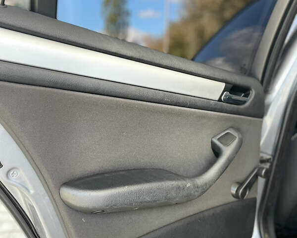 Сірий БМВ 3 Серія, об'ємом двигуна 1.8 л та пробігом 343 тис. км за 5000 $, фото 48 на Automoto.ua