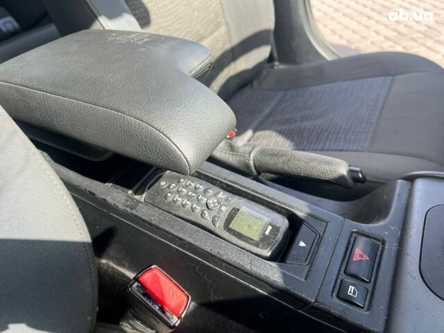 Серый БМВ 3 Серия, объемом двигателя 2 л и пробегом 344 тыс. км за 4490 $, фото 29 на Automoto.ua