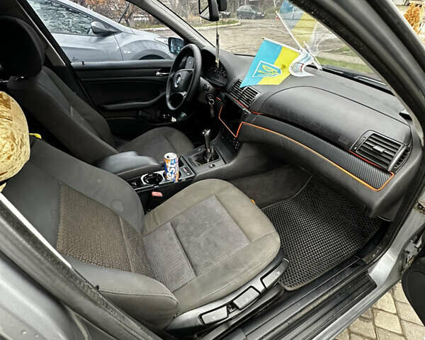 Серый БМВ 3 Серия, объемом двигателя 2 л и пробегом 390 тыс. км за 5300 $, фото 12 на Automoto.ua