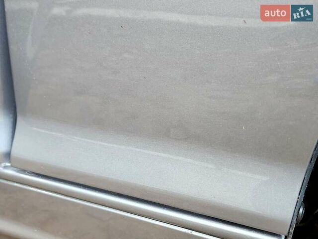 Серый БМВ 3 Серия, объемом двигателя 1.8 л и пробегом 211 тыс. км за 5500 $, фото 31 на Automoto.ua