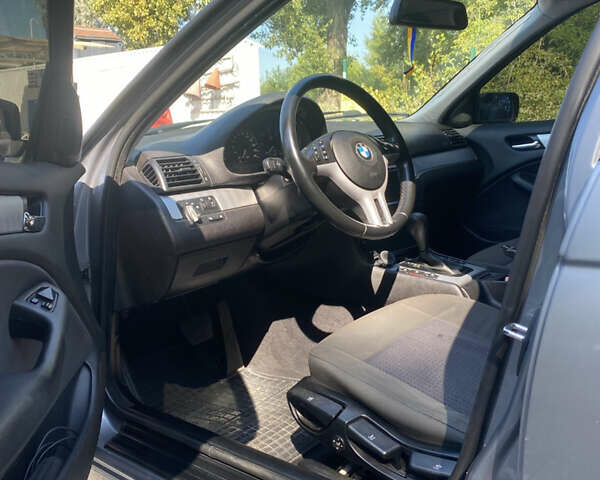 БМВ 3 Серия 2004 в Киеве на Automoto.ua Серый БМВ 3 Серия, объемом двигателя 2 л и пробегом 383 тыс. км за 5700 $, фото 4 на Automoto.ua