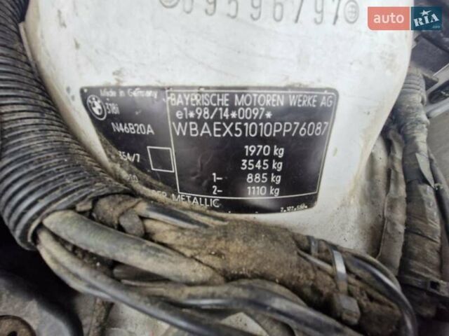 Серый БМВ 3 Серия, объемом двигателя 2 л и пробегом 286 тыс. км за 4800 $, фото 3 на Automoto.ua