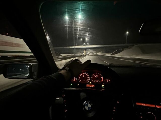 Сірий БМВ 3 Серія, об'ємом двигуна 2 л та пробігом 275 тис. км за 2799 $, фото 12 на Automoto.ua