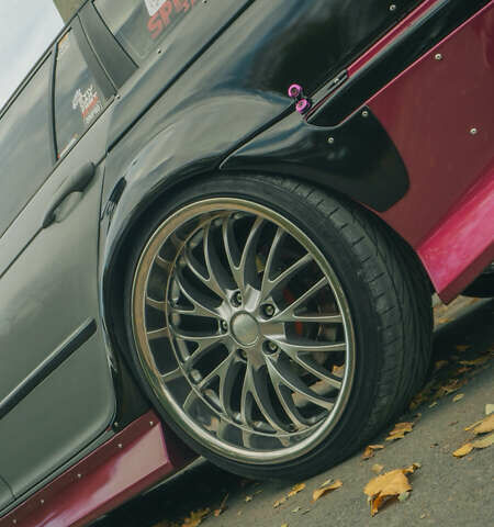 Сірий БМВ 3 Серія, об'ємом двигуна 2 л та пробігом 570 тис. км за 7000 $, фото 4 на Automoto.ua