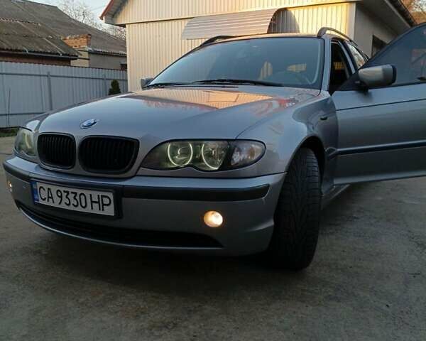 Серый БМВ 3 Серия, объемом двигателя 2 л и пробегом 233 тыс. км за 4500 $, фото 1 на Automoto.ua