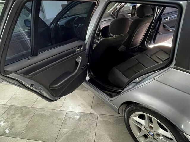 Серый БМВ 3 Серия, объемом двигателя 2 л и пробегом 400 тыс. км за 3300 $, фото 5 на Automoto.ua