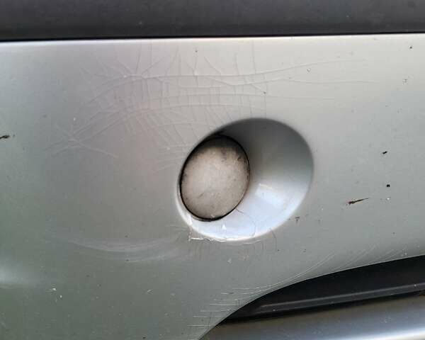 Сірий БМВ 3 Серія, об'ємом двигуна 2 л та пробігом 297 тис. км за 4670 $, фото 12 на Automoto.ua