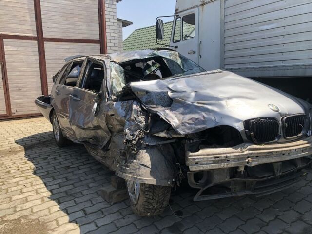 Сірий БМВ 3 Серія, об'ємом двигуна 2 л та пробігом 330 тис. км за 1800 $, фото 2 на Automoto.ua