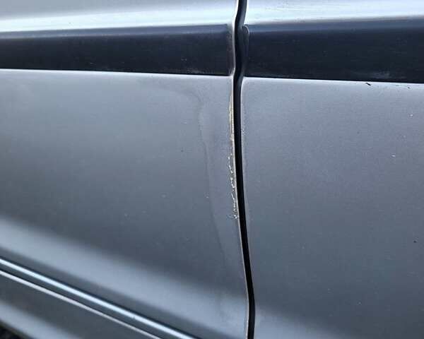 Сірий БМВ 3 Серія, об'ємом двигуна 2 л та пробігом 297 тис. км за 4670 $, фото 11 на Automoto.ua