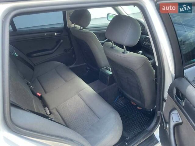 Серый БМВ 3 Серия, объемом двигателя 2 л и пробегом 257 тыс. км за 5100 $, фото 19 на Automoto.ua