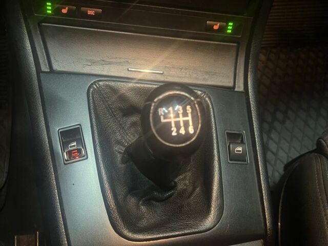 Серый БМВ 3 Серия, объемом двигателя 2 л и пробегом 470 тыс. км за 2599 $, фото 11 на Automoto.ua