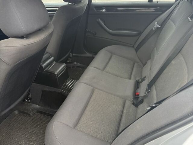 Серый БМВ 3 Серия, объемом двигателя 1.8 л и пробегом 189 тыс. км за 5500 $, фото 11 на Automoto.ua