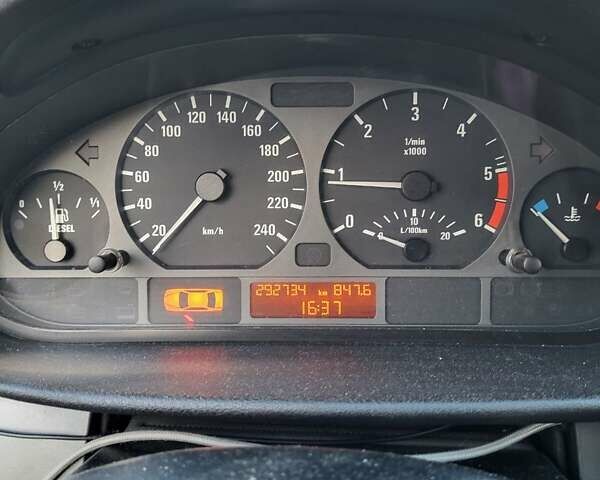 Сірий БМВ 3 Серія, об'ємом двигуна 2 л та пробігом 297 тис. км за 4670 $, фото 17 на Automoto.ua