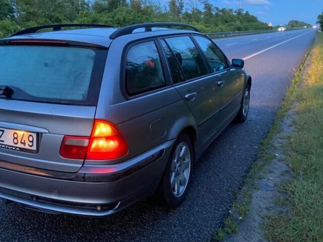 Серый БМВ 3 Серия, объемом двигателя 2 л и пробегом 500 тыс. км за 1100 $, фото 4 на Automoto.ua