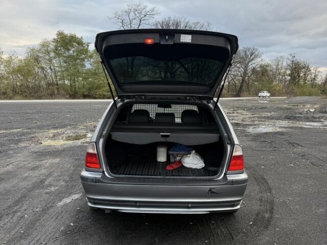 Серый БМВ 3 Серия, объемом двигателя 2 л и пробегом 390 тыс. км за 4700 $, фото 14 на Automoto.ua