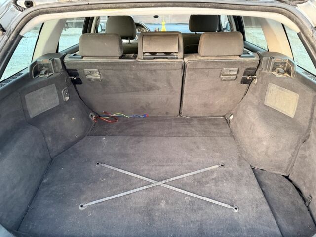 Серый БМВ 3 Серия, объемом двигателя 2 л и пробегом 330 тыс. км за 2550 $, фото 12 на Automoto.ua