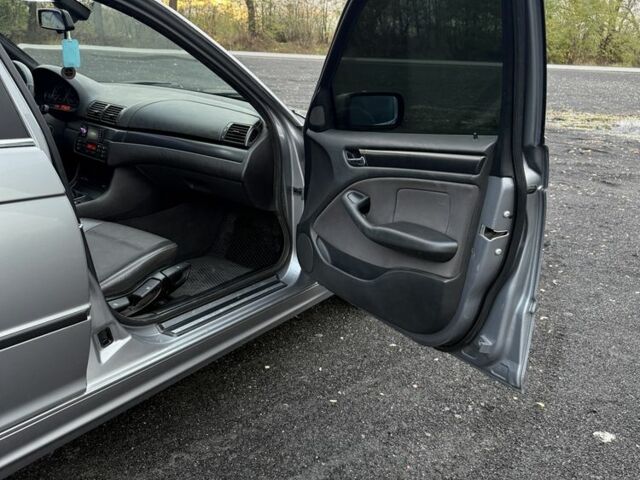 Серый БМВ 3 Серия, объемом двигателя 2 л и пробегом 390 тыс. км за 4700 $, фото 18 на Automoto.ua