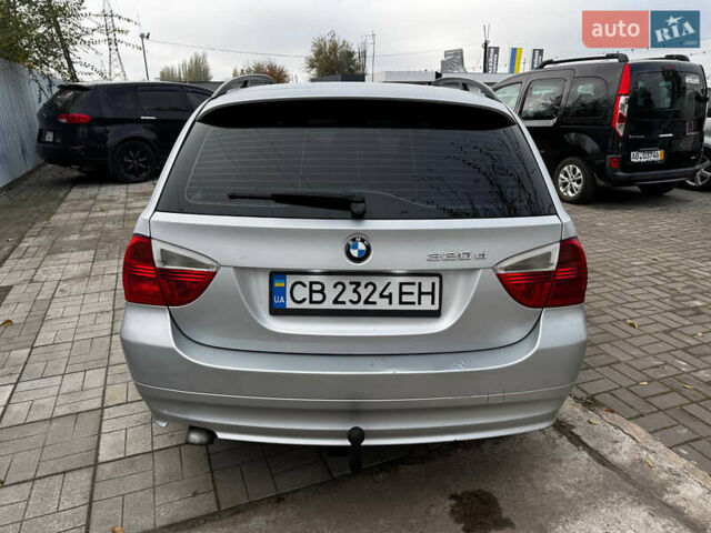Серый БМВ 3 Серия, объемом двигателя 2 л и пробегом 303 тыс. км за 6700 $, фото 5 на Automoto.ua