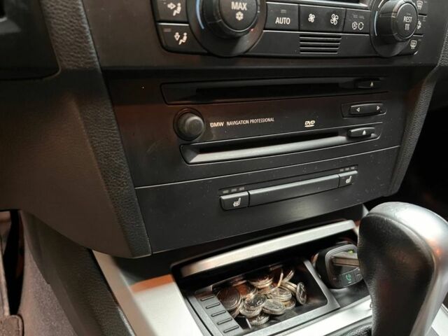 Серый БМВ 3 Серия, объемом двигателя 3 л и пробегом 320 тыс. км за 8750 $, фото 15 на Automoto.ua