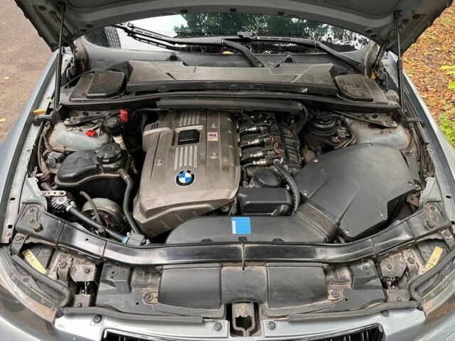 Серый БМВ 3 Серия, объемом двигателя 3 л и пробегом 320 тыс. км за 8750 $, фото 11 на Automoto.ua