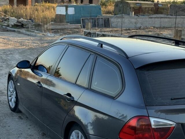 Серый БМВ 3 Серия, объемом двигателя 2 л и пробегом 383 тыс. км за 5699 $, фото 4 на Automoto.ua