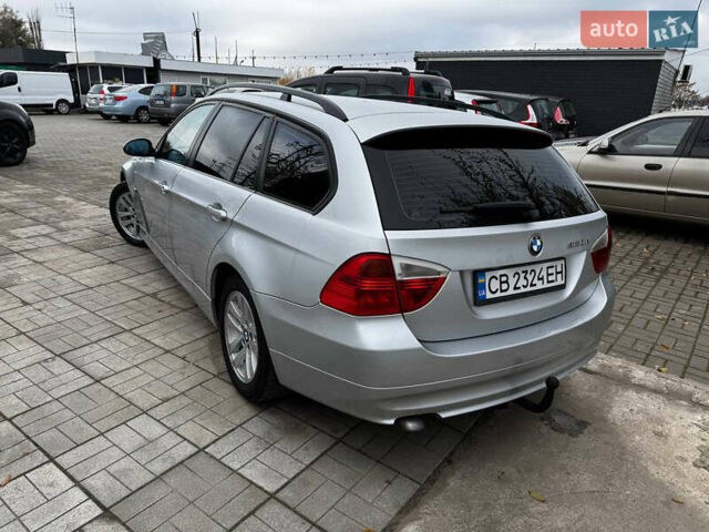 Серый БМВ 3 Серия, объемом двигателя 2 л и пробегом 303 тыс. км за 6700 $, фото 3 на Automoto.ua