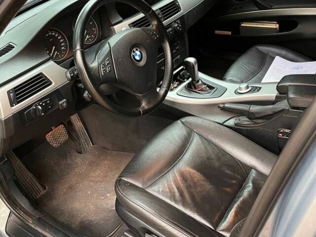 Серый БМВ 3 Серия, объемом двигателя 3 л и пробегом 320 тыс. км за 8750 $, фото 10 на Automoto.ua