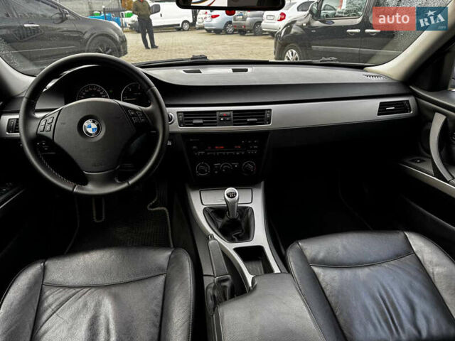Серый БМВ 3 Серия, объемом двигателя 2 л и пробегом 303 тыс. км за 6700 $, фото 9 на Automoto.ua