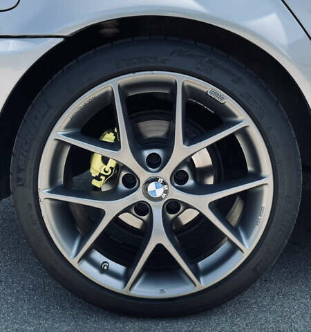 Серый БМВ 3 Серия, объемом двигателя 1.8 л и пробегом 252 тыс. км за 7100 $, фото 8 на Automoto.ua