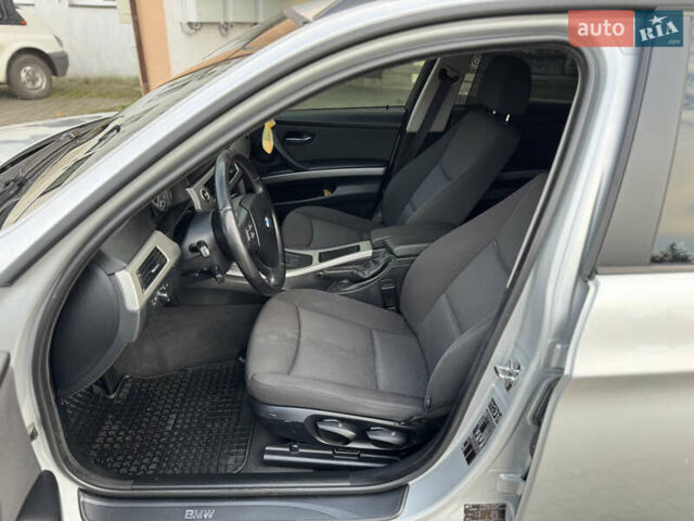 Серый БМВ 3 Серия, объемом двигателя 2 л и пробегом 266 тыс. км за 7100 $, фото 28 на Automoto.ua