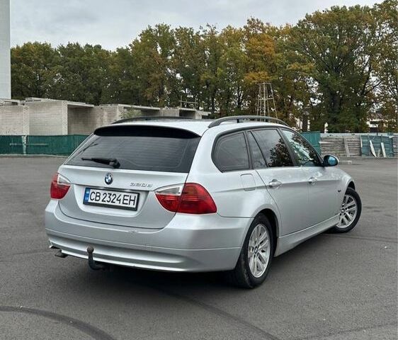 Серый БМВ 3 Серия, объемом двигателя 2 л и пробегом 288 тыс. км за 6450 $, фото 3 на Automoto.ua