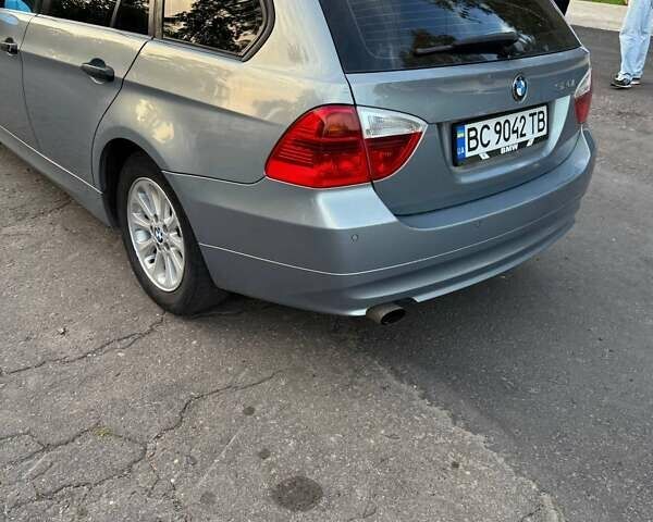 Серый БМВ 3 Серия, объемом двигателя 2 л и пробегом 263 тыс. км за 6500 $, фото 10 на Automoto.ua