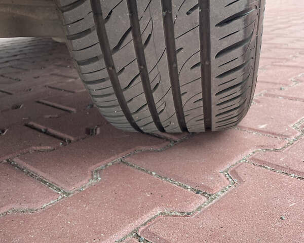 Серый БМВ 3 Серия, объемом двигателя 2 л и пробегом 298 тыс. км за 5300 $, фото 17 на Automoto.ua