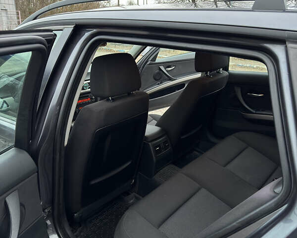 Сірий БМВ 3 Серія, об'ємом двигуна 2 л та пробігом 241 тис. км за 5400 $, фото 6 на Automoto.ua