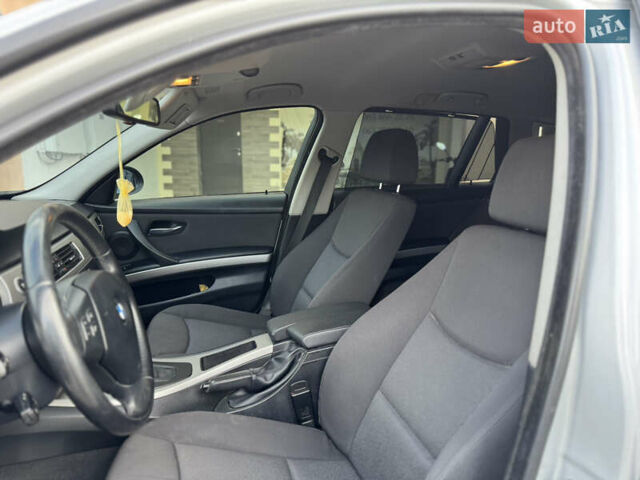 Серый БМВ 3 Серия, объемом двигателя 2 л и пробегом 266 тыс. км за 7100 $, фото 29 на Automoto.ua