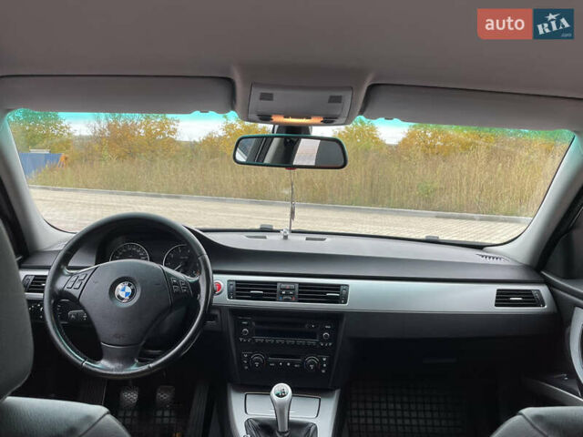 Серый БМВ 3 Серия, объемом двигателя 2 л и пробегом 298 тыс. км за 5700 $, фото 48 на Automoto.ua
