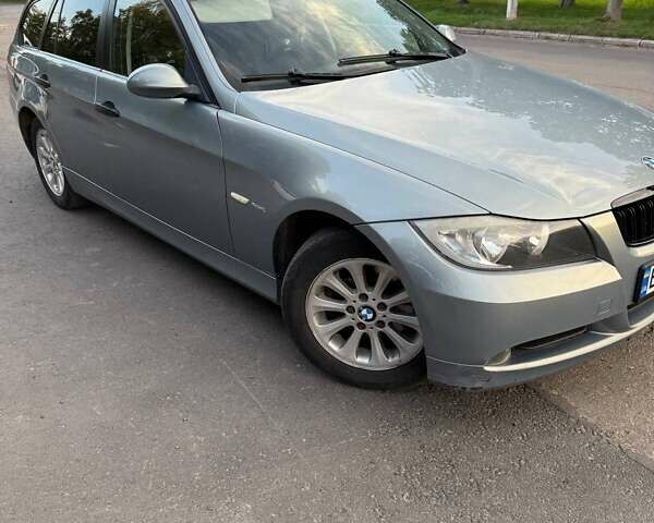 Серый БМВ 3 Серия, объемом двигателя 2 л и пробегом 263 тыс. км за 6500 $, фото 28 на Automoto.ua