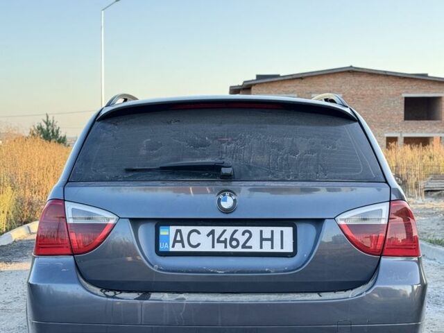 Серый БМВ 3 Серия, объемом двигателя 2 л и пробегом 383 тыс. км за 5699 $, фото 3 на Automoto.ua