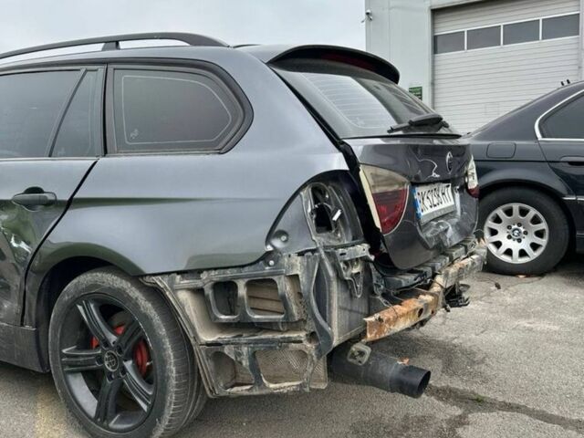 Сірий БМВ 3 Серія, об'ємом двигуна 2 л та пробігом 200 тис. км за 4300 $, фото 4 на Automoto.ua