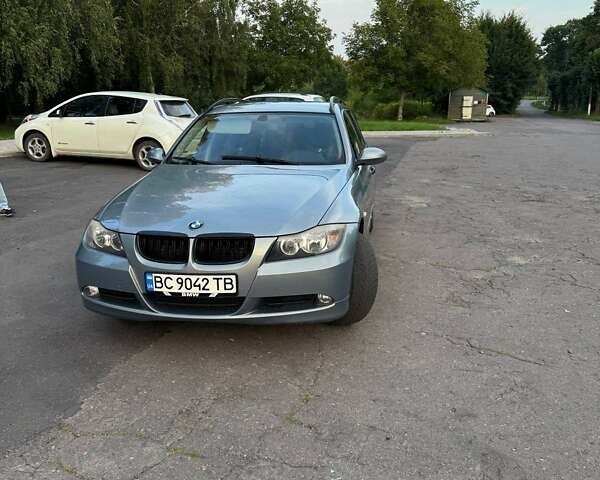 Серый БМВ 3 Серия, объемом двигателя 2 л и пробегом 263 тыс. км за 6500 $, фото 11 на Automoto.ua