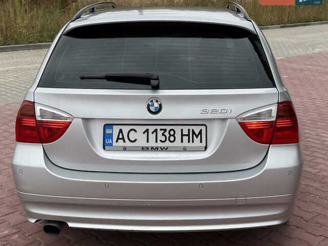 Серый БМВ 3 Серия, объемом двигателя 2 л и пробегом 298 тыс. км за 5700 $, фото 40 на Automoto.ua