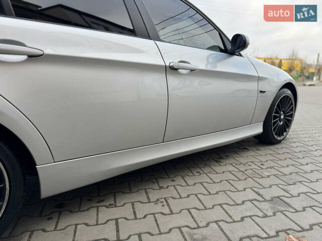 Серый БМВ 3 Серия, объемом двигателя 2 л и пробегом 266 тыс. км за 7100 $, фото 8 на Automoto.ua