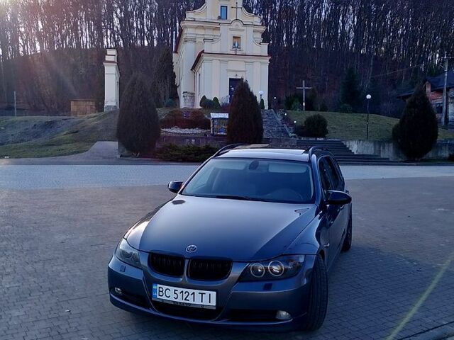 Серый БМВ 3 Серия, объемом двигателя 2 л и пробегом 297 тыс. км за 8500 $, фото 2 на Automoto.ua