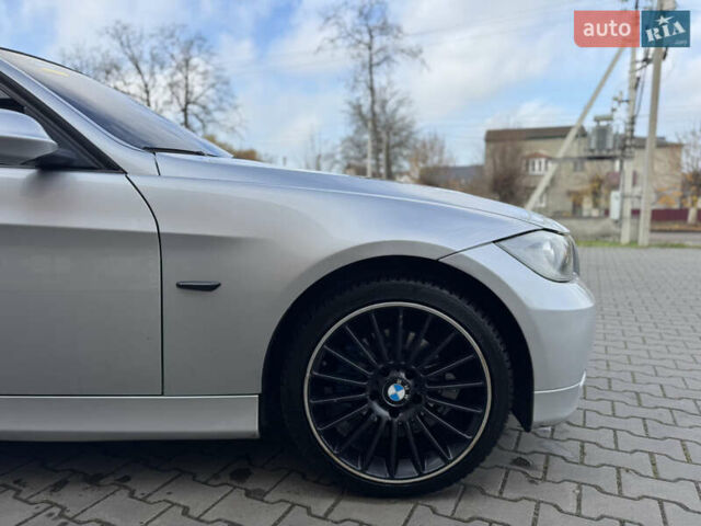 Серый БМВ 3 Серия, объемом двигателя 2 л и пробегом 266 тыс. км за 7100 $, фото 7 на Automoto.ua