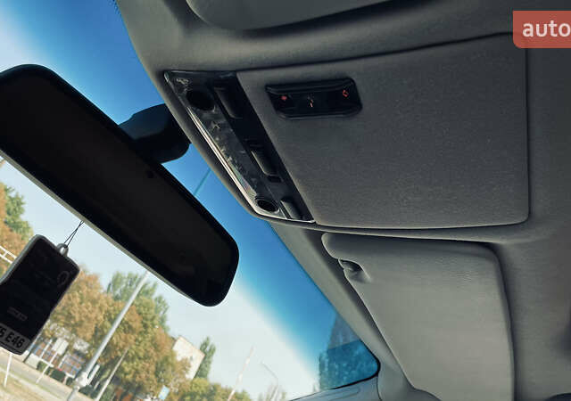 Серый БМВ 3 Серия, объемом двигателя 1.8 л и пробегом 252 тыс. км за 7100 $, фото 18 на Automoto.ua