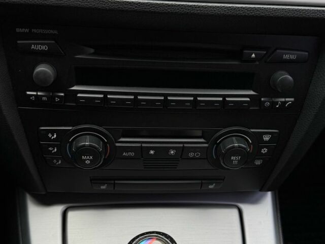 Серый БМВ 3 Серия, объемом двигателя 2 л и пробегом 383 тыс. км за 5699 $, фото 7 на Automoto.ua