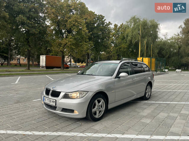 Серый БМВ 3 Серия, объемом двигателя 2 л и пробегом 297 тыс. км за 5499 $, фото 30 на Automoto.ua