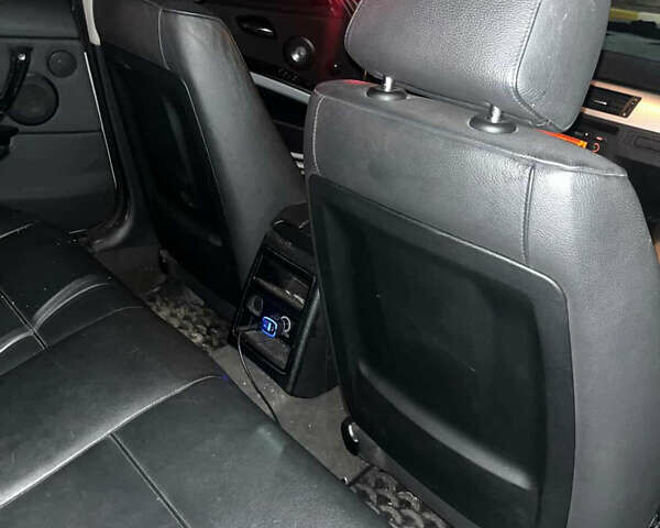 Серый БМВ 3 Серия, объемом двигателя 2 л и пробегом 280 тыс. км за 7500 $, фото 6 на Automoto.ua