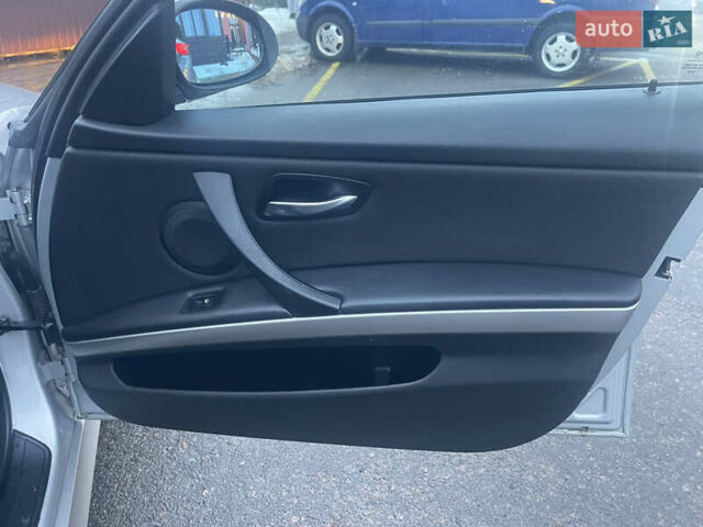Серый БМВ 3 Серия, объемом двигателя 2 л и пробегом 299 тыс. км за 5450 $, фото 19 на Automoto.ua