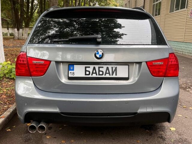 Серый БМВ 3 Серия, объемом двигателя 3 л и пробегом 320 тыс. км за 8750 $, фото 3 на Automoto.ua